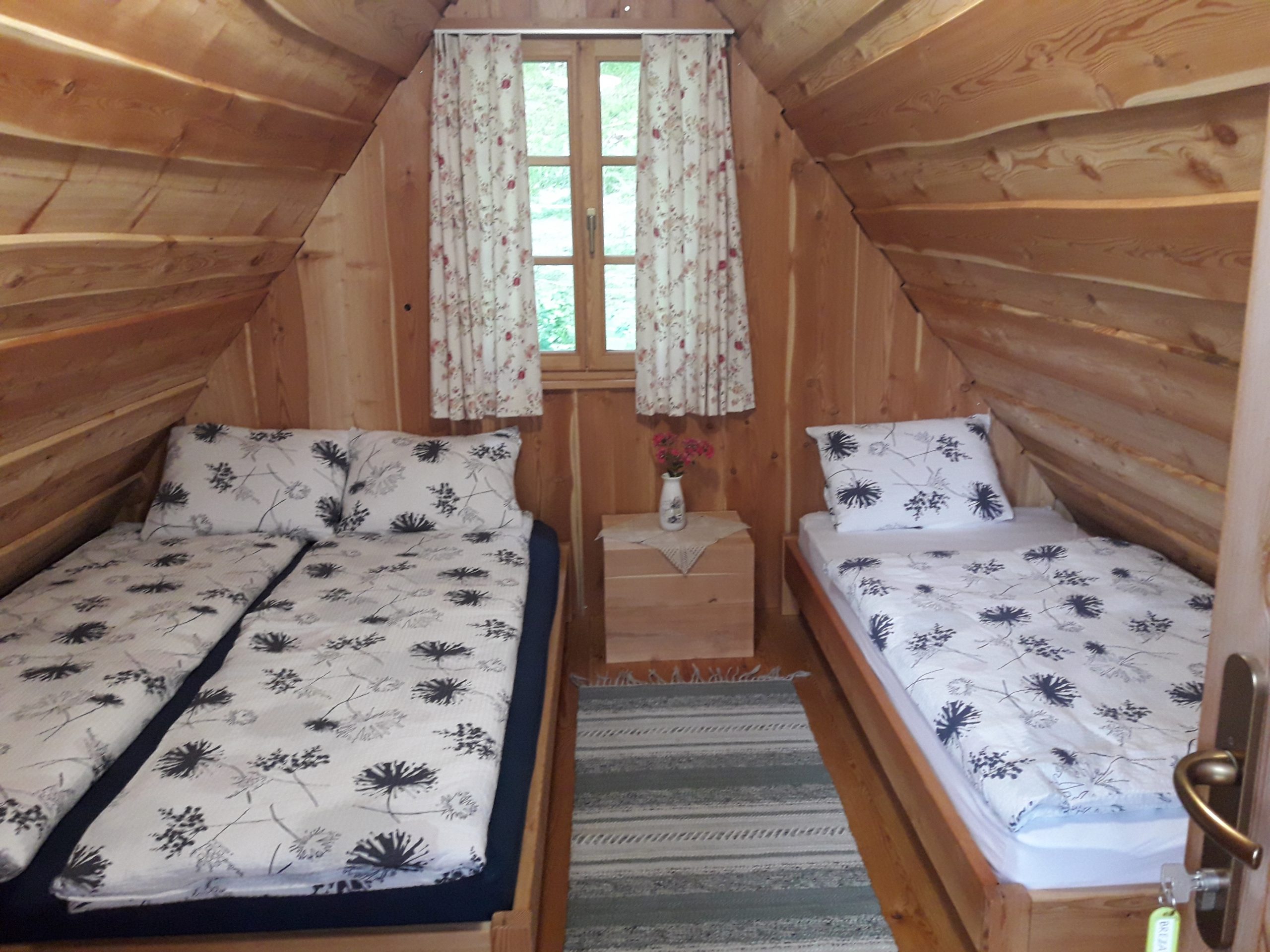 ekoloska-kmetija-neskar-glamping-apartma-oaza-miru-2